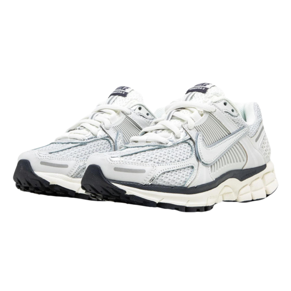 WMNS Vomero 5 "Photon Dust"