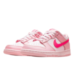 Dunk Low GS "Triple Pink"
