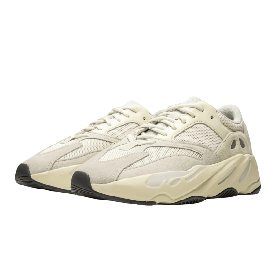Yeezy Boost 700 Analog (1)