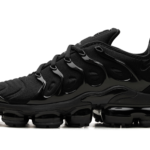 Air Vapormax Plus "Triple Black" 924453 004