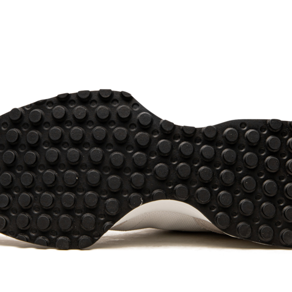 327 "White / Black" MS327CWB