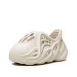 Foam Rnnr "Sand" GW7231