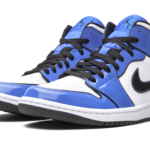 Air Jordan 1 Mid SE "Signal Blue" DD6834 402