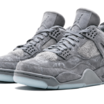 Air Jordan 4 Retro "Kaws" 930155 003