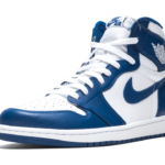 Air Jordan 1 Retro High OG "Storm Blue" 555088 127