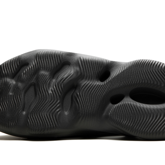 Yeezy Foam Runner "Carbon" IG5349