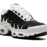 Air Max Plus "Black / White" CT1094 102