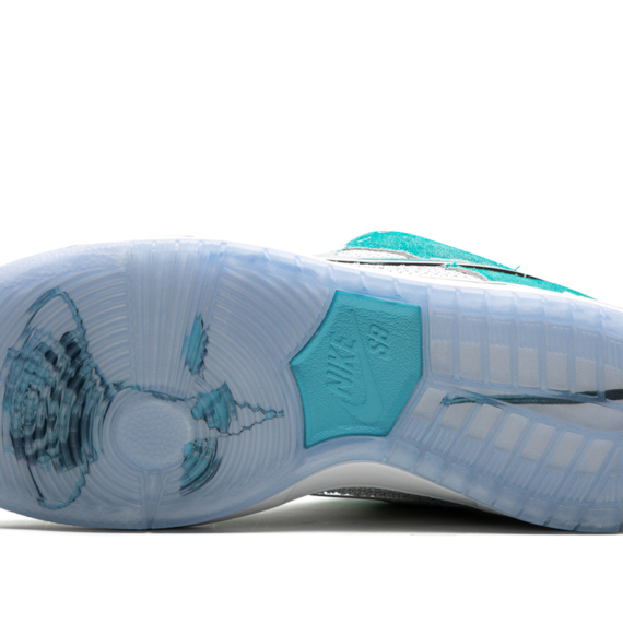 SB Dunk Low Pro QS "April Skateboards" FD2562 400