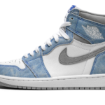 Air Jordan 1 Retro High OG "Hyper Royal" 555088 402