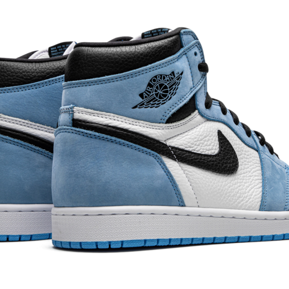 Air Jordan 1 Retro High OG "University Blue" 555088 134