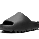 Yeezy Slide "Onyx 2022/2023" HQ6448