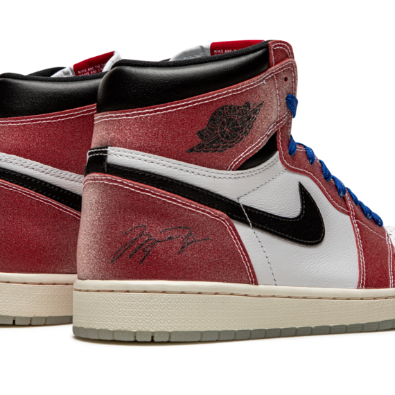 Air Jordan 1 Retro High OG "Trophy Room - With Blue Laces" DA2728 100B