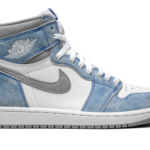 Air Jordan 1 Retro High OG "Hyper Royal" 555088 402