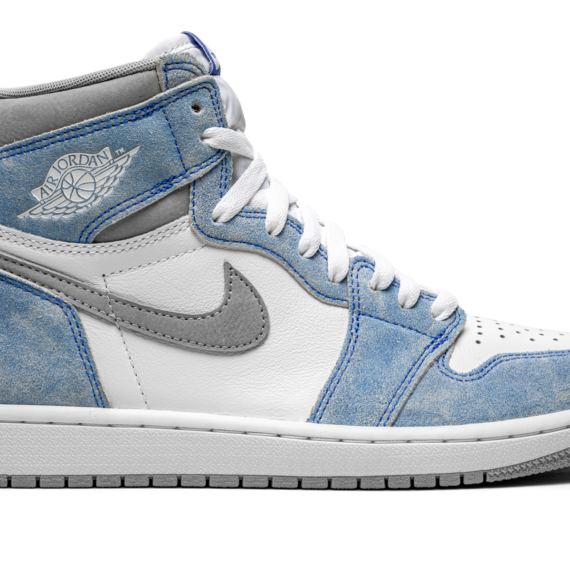 Air Jordan 1 Retro High OG "Hyper Royal" 555088 402