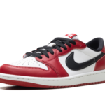 Air Jordan 1 Low OG "Chicago (2025)" HQ6998 600