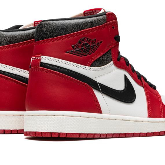 Air Jordan 1 Retro High OG "Chicago Lost and Found" DZ5485 612