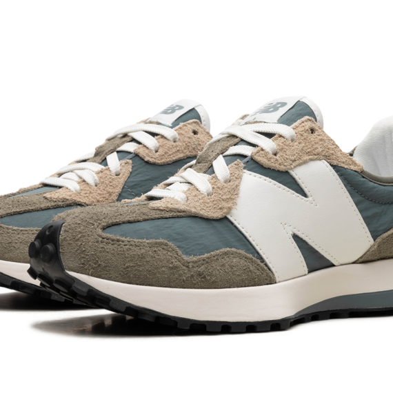 327 "Cargo Green" MS327CR