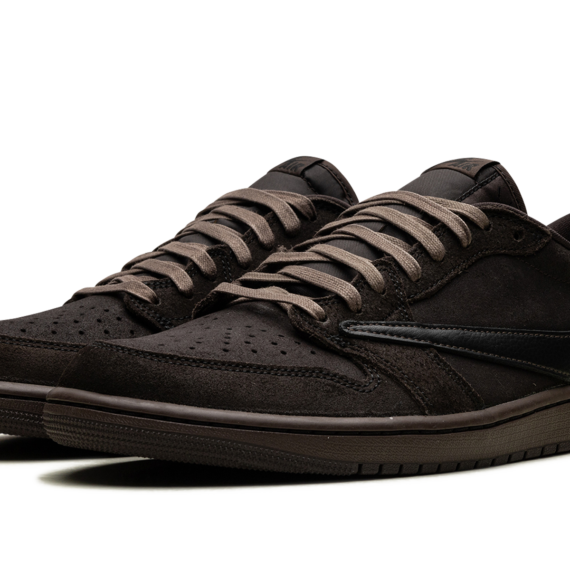 Air Jordan 1 Low OG "Travis Scott - Velvet Brown" DM7866 202