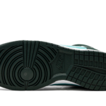 Dunk Hi Retro SE "Athletic Club - Pro Green" DJ6152 300