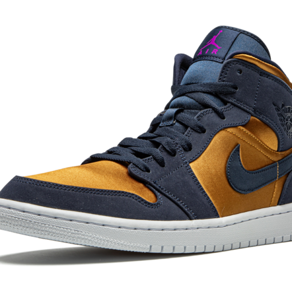 Air Jordan 1 Mid SE "Stain Gold"