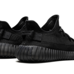 Yeezy Boost 350 V2 "Onyx" HQ4540