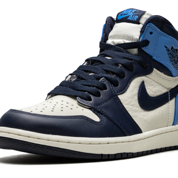 Air Jordan 1 Retro High OG "Obsidian/University Blue" 555088 140