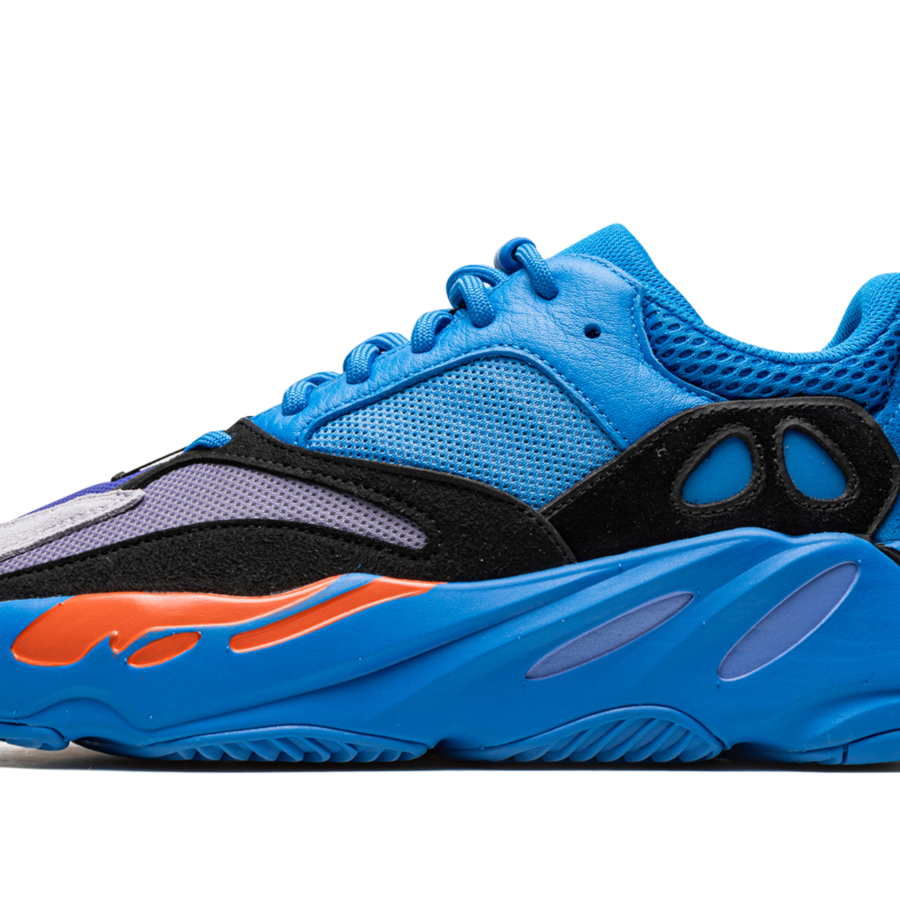 YEEZY BOOST 700 "Hi-Res Blu" HP6674
