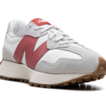 327 "Moonbeam Astro Dust" U327LV