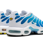 Air Max Plus "Blue Gaze" 852630 411