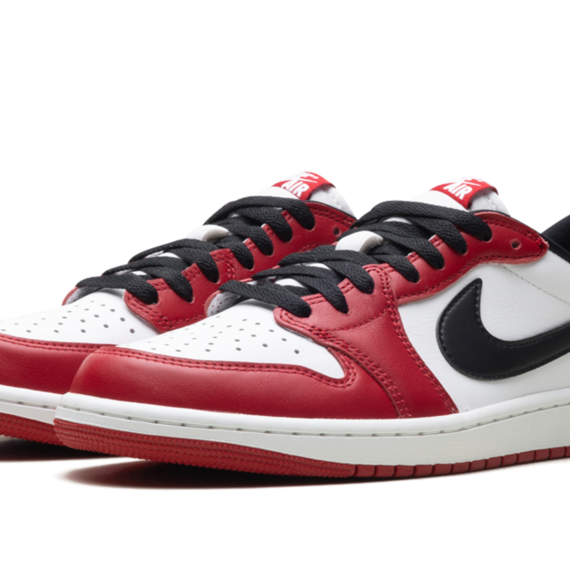 Air Jordan 1 Low OG "Chicago (2025)" HQ6998 600