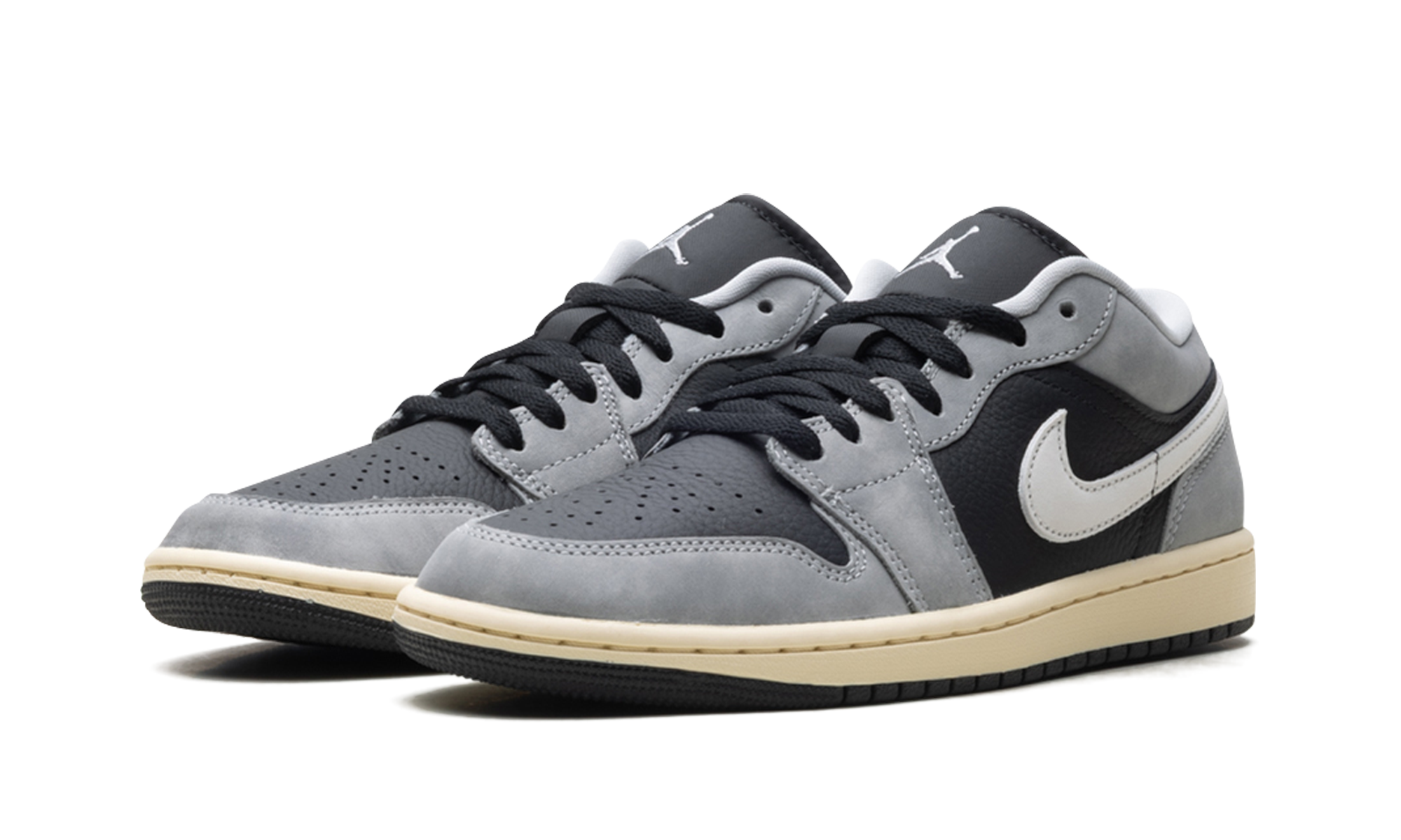 Air Jordan 1 Low SE "Light Smoke Grey" HQ2010 012