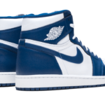 Air Jordan 1 Retro High OG "Storm Blue" 555088 127