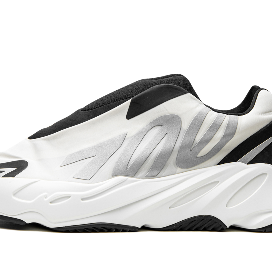 Yeezy 700 MNVN "Laceless Analog" IG4798