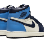 Air Jordan 1 Retro High OG "Obsidian/University Blue" 555088 140