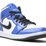 Air Jordan 1 Mid SE "Signal Blue" DD6834 402