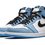 Air Jordan 1 Retro High OG "University Blue" 555088 134