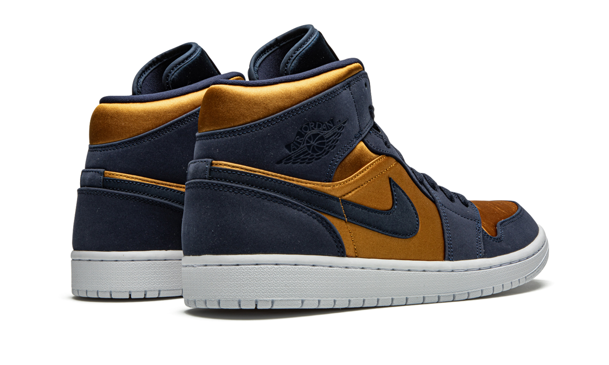 Air Jordan 1 Mid SE "Stain Gold"