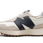 327 WMNS "Moonbeam Outerspace" WS327KB