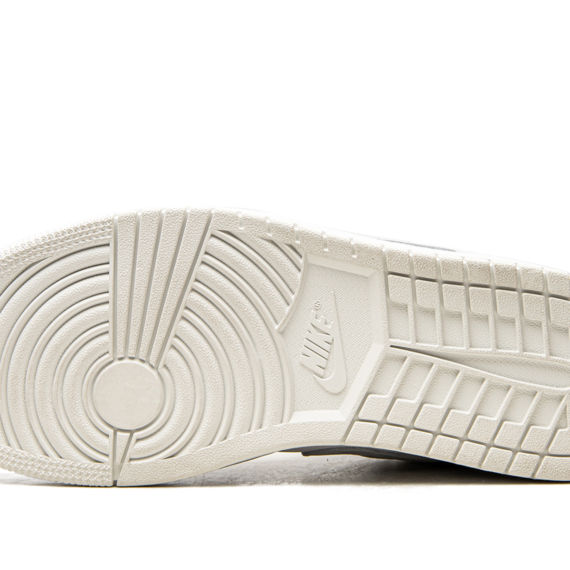 Air Jordan 1 Low "Paris" CV3043 100