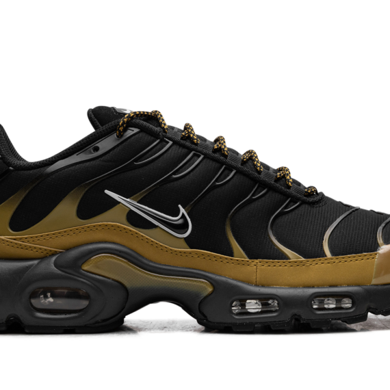 AIR MAX PLUS "Black" FB9722-700