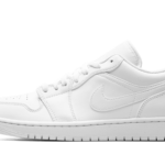 Air Jordan 1 Low "Triple White" 553558 136