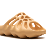 Yeezy 450 Slide "Cream" GZ9864