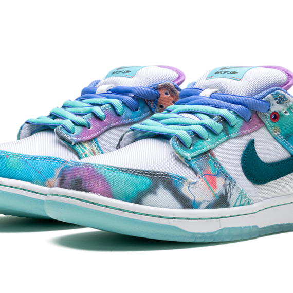 Dunk Low SB "Futura Laboratories - Bleached Aqua" HF6061 400