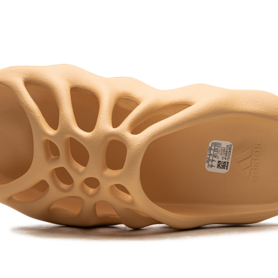 Yeezy 450 Slide "Cream" GZ9864