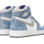 Air Jordan 1 High OG GS "Hyper Royal" 575441 402