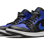 Air Jordan 1 Mid "Hyper Royal" 554724 077