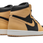Air Jordan 1 "Heirloom" 555088 202