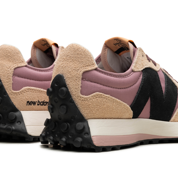 327 WMNS "White / Black / Pink" WS327WE