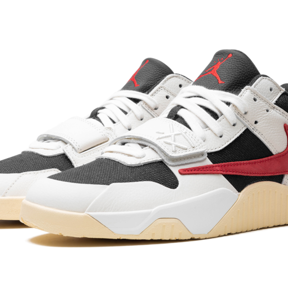 Jumpman Jack "Travis Scott - University Red" FZ8117 101