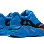 YEEZY BOOST 700 "Hi-Res Blu" HP6674